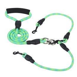 Double Dogs Leash No-Tangle Dogs Lead Reflective Dogs Walking Leash w/ Swivel Coupler Padded Handle (Color: green)